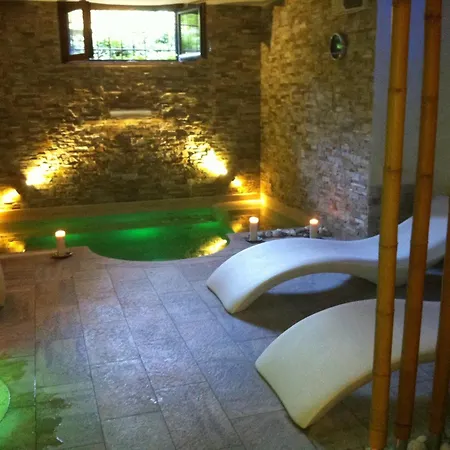 Aurelia Garden Gold Oda ve Kahvaltı