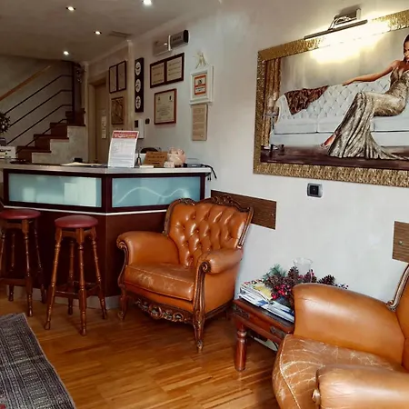 Frühstückspension Aurelia Garden Gold 4*