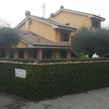 Frühstückspension Aurelia Garden Gold 4*