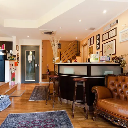 Aurelia Garden Gold Frühstückspension 4*