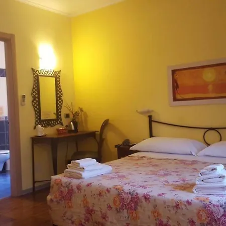 Aurelia Garden Gold Frühstückspension 4*