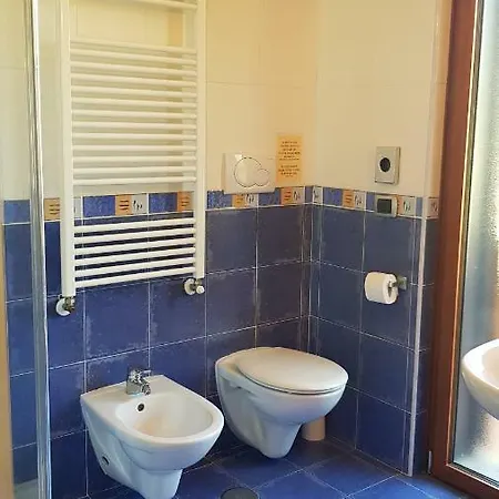 Aurelia Garden Gold Bed & Breakfast 4*