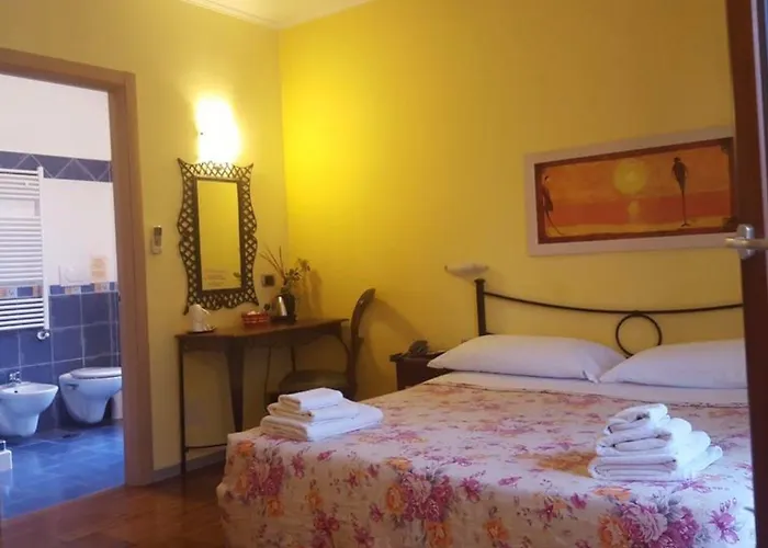 Aurelia Garden Gold Nocleg ze śniadaniem 4*