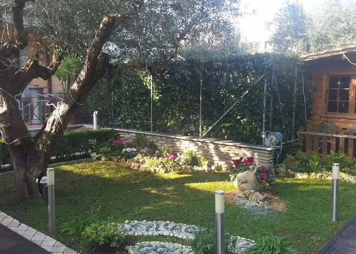 Aurelia Garden Gold Nocleg ze śniadaniem