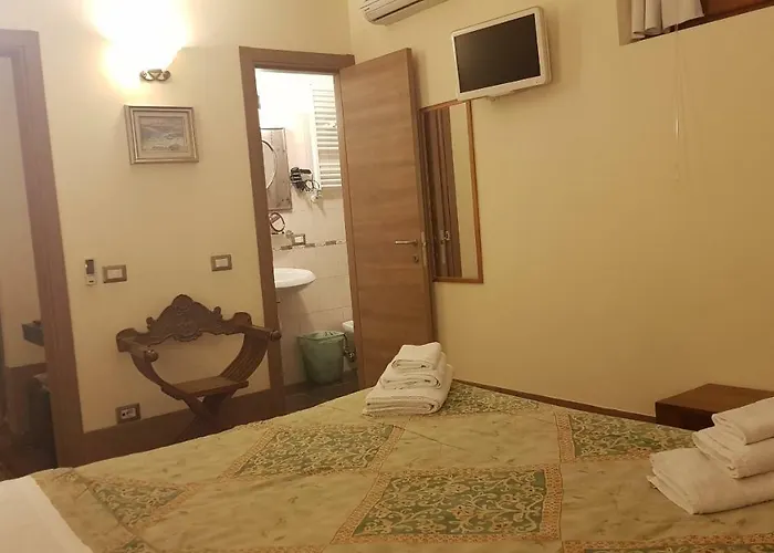 Aurelia Garden Gold Nocleg ze śniadaniem Rzym