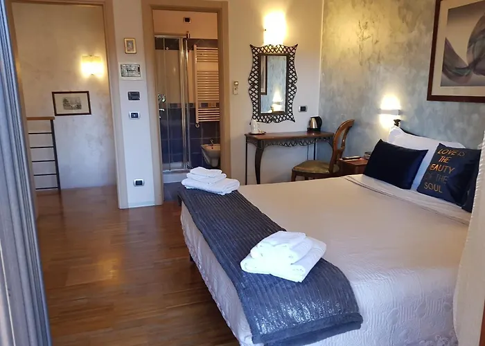 Aurelia Garden Gold Nocleg ze śniadaniem