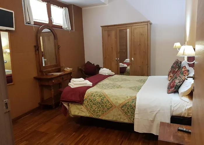 Aurelia Garden Gold 4*