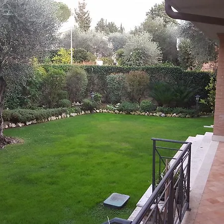 Aurelia Garden Gold לינה וארוחת בוקר רומא